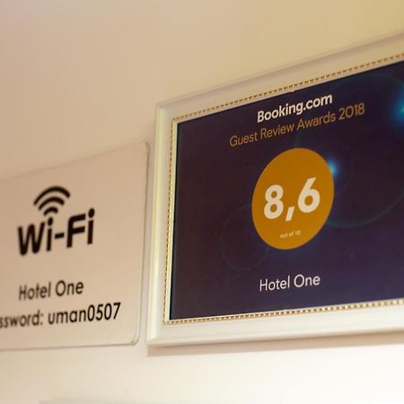 Hotel One Umanʼ Exterior foto