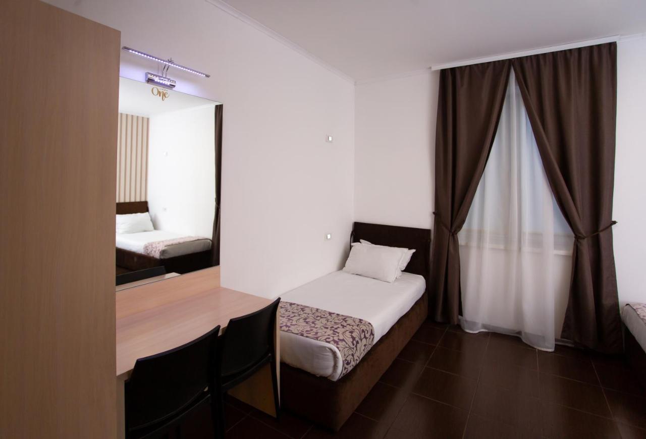 Hotel One Umanʼ Exterior foto